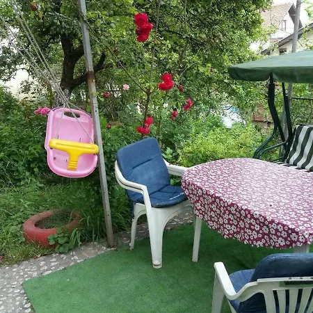 Appartamento Ayna *